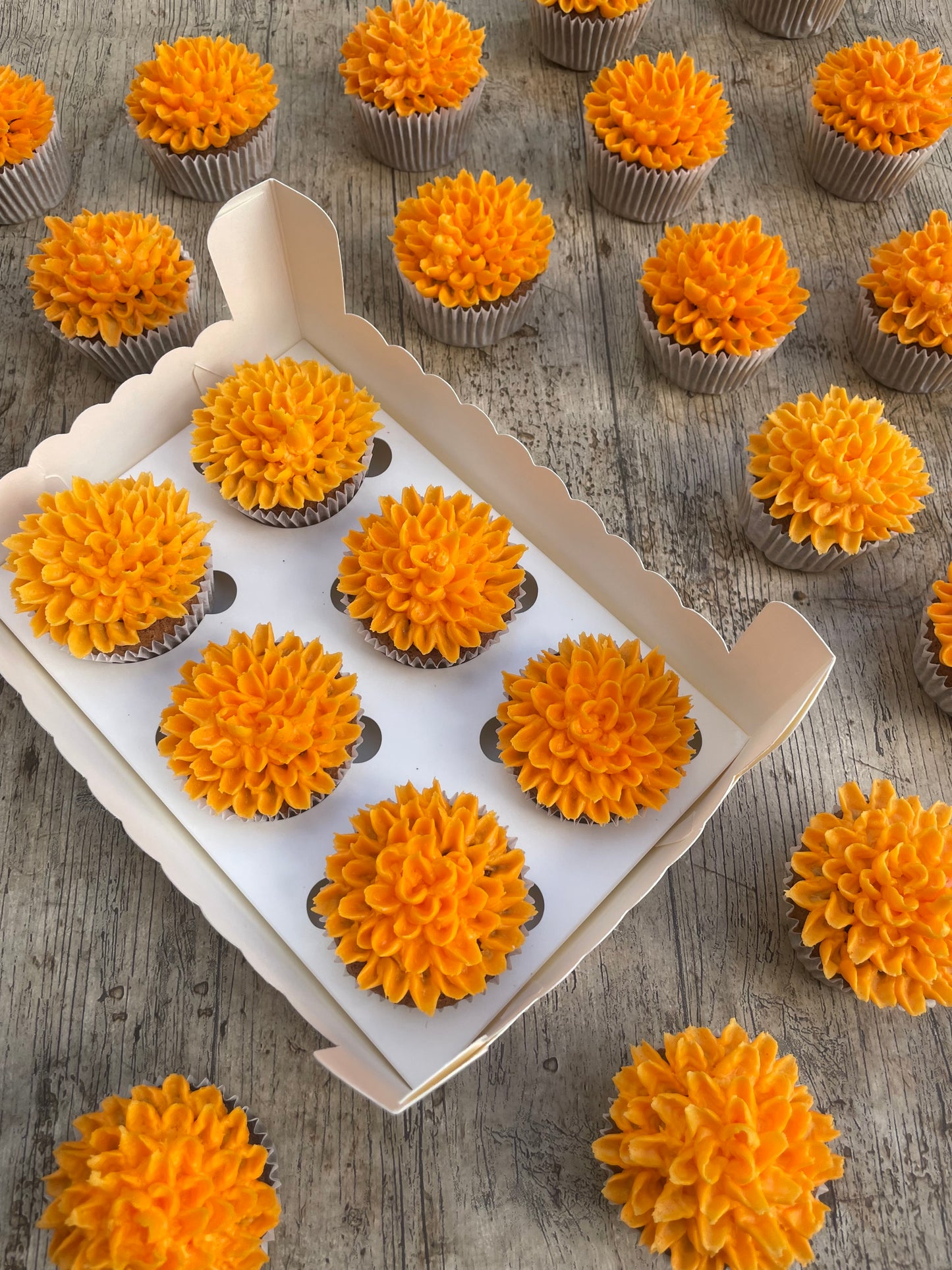 Cupcakes de flor de cempasúchil