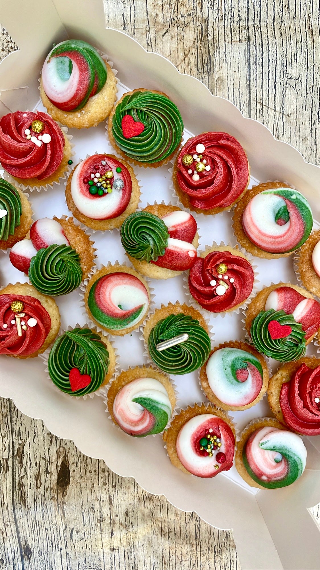 Mini Cupcakes Navideños